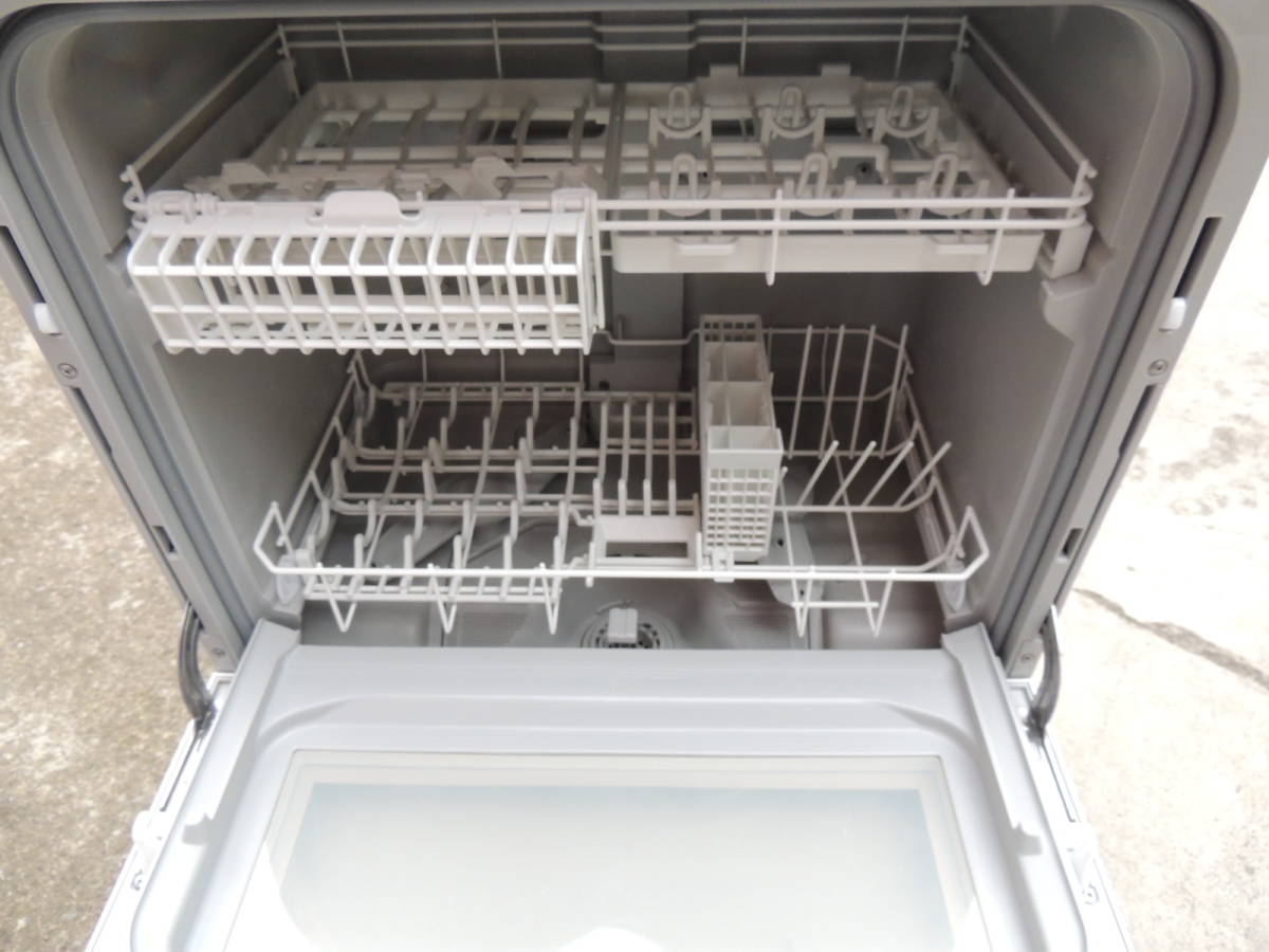 2 Panasonic パナソニック 食器洗い乾燥機 NP-TH3 2019年製 食洗機