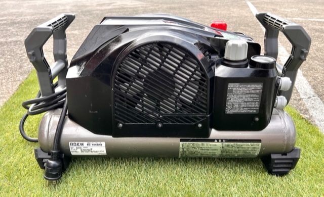 訳アリ!ジャンク品 日立 高圧 常圧 エア コンプレッサ EC1445H2