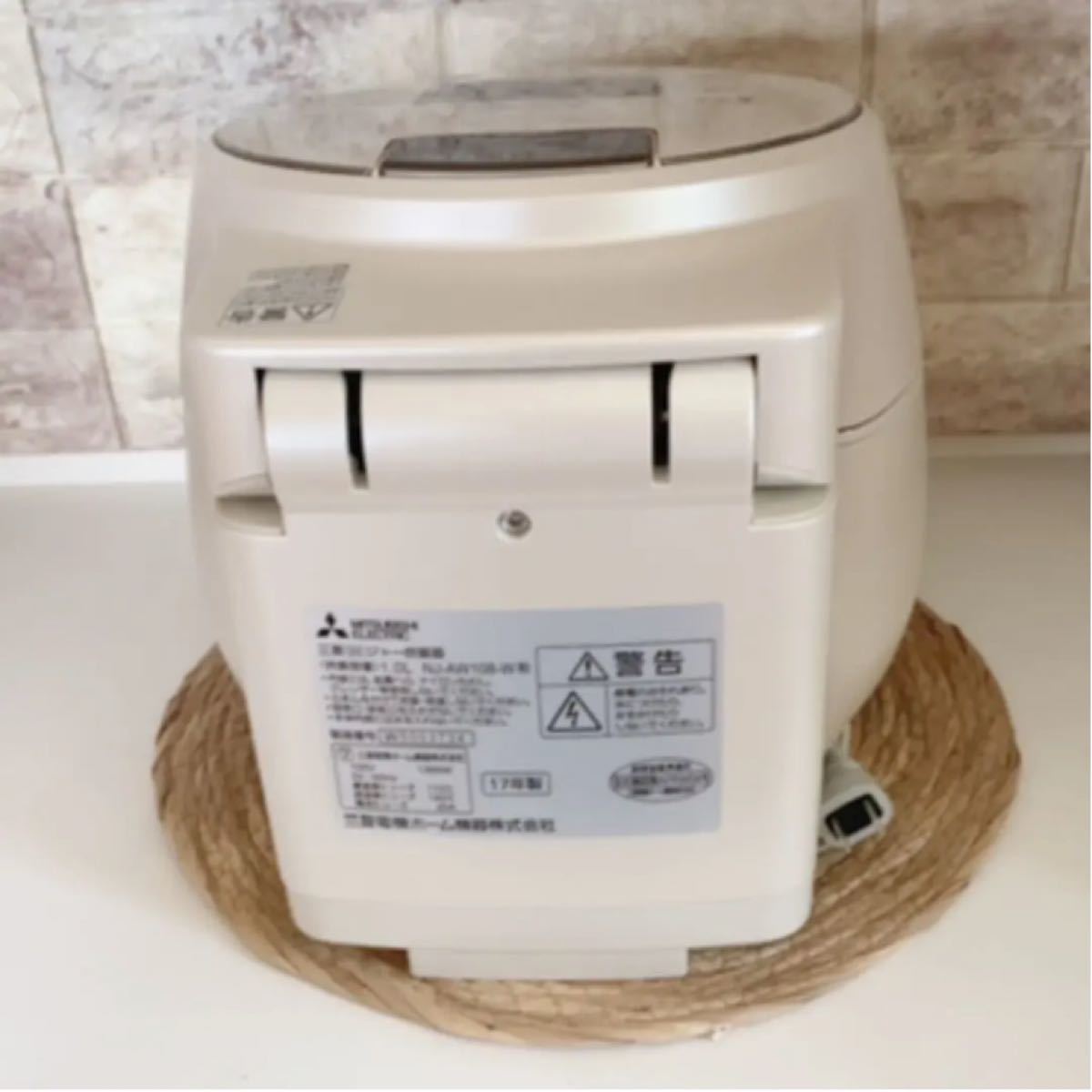 三菱【本炭釜】5.5合 IHジャー炊飯器 NJ-AW108-W | alfasaac.com