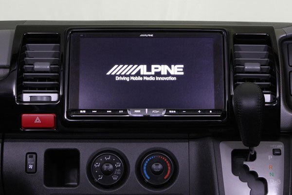 M'z SPEED アルパイン製9インチナビ取付フェイスパネルキット ピアノ