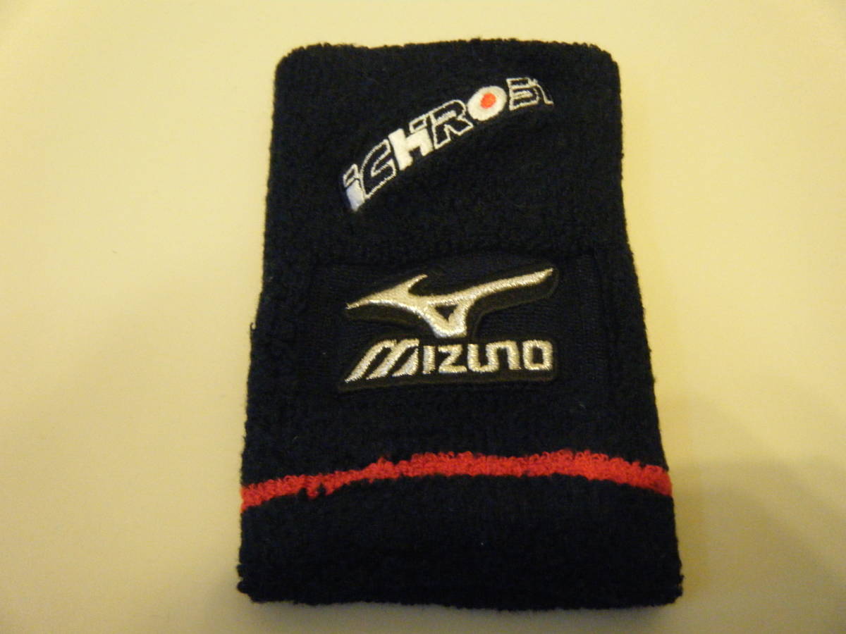 イチロー2001年実使用済リストバンド | メジャースボーツ イチロー2001年実使用済リストバンド | メジャースボーツ