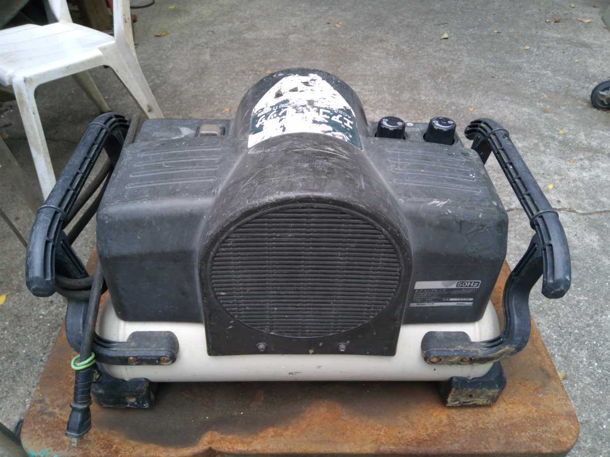 ☆マキタ 100V/50Hz 常圧コンプレッサー AC2211 中古良品作動品 ☆マキタ 100V/50Hz 常圧コンプレッサー AC2211 中古良品作動品