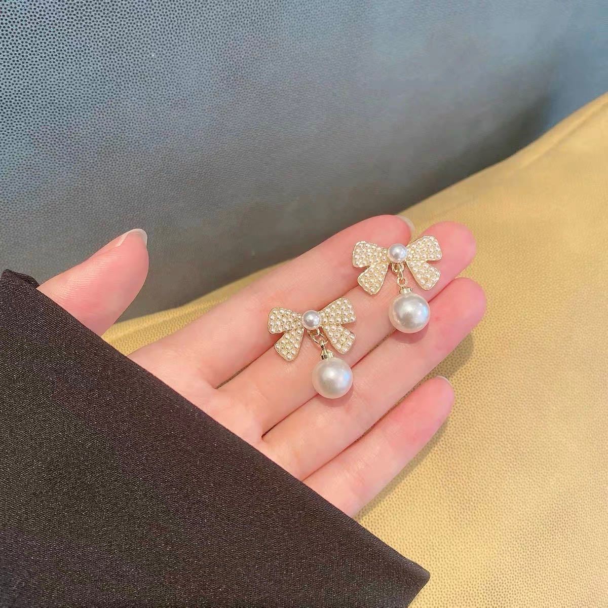 ピアス ハンドメイド かわいい アクセサリー レディース 雑貨 安い シンプル 人気 韓国 ブランド パール 真珠 リボン 大人|PayPayフリマ