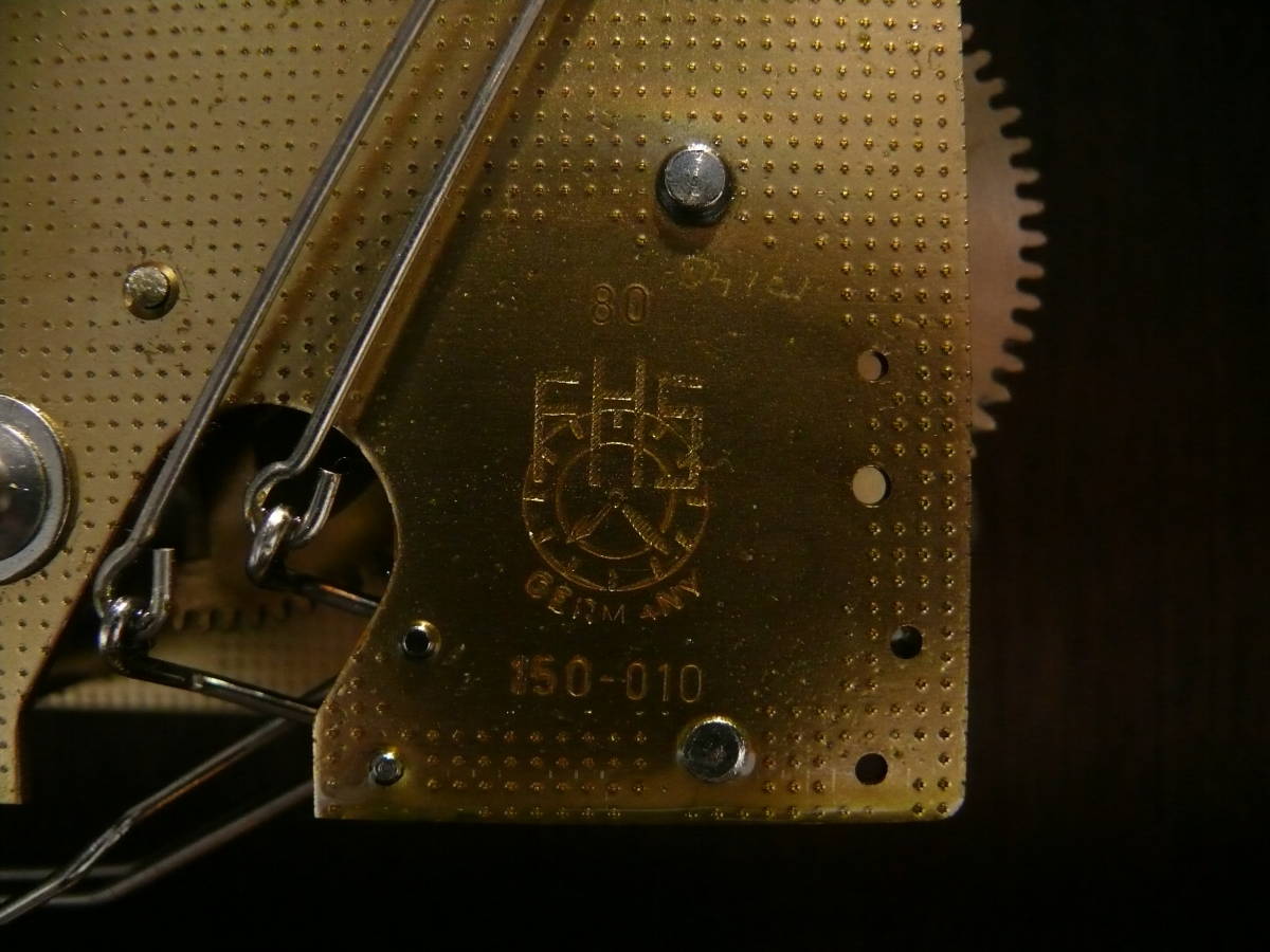 kiga ビンテージ時計 ぜんまい式 オランダ製 掛け時計 木製 FHS ムーブメント ドイツ製 スクール パブ ウォール クロック_画像10