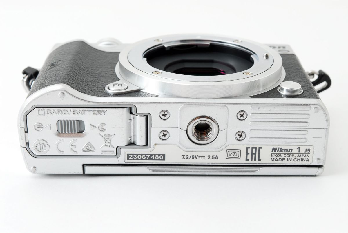 7718☆実用品☆ ニコン NIKON 1 J5 ボディ | damianishoes.gr