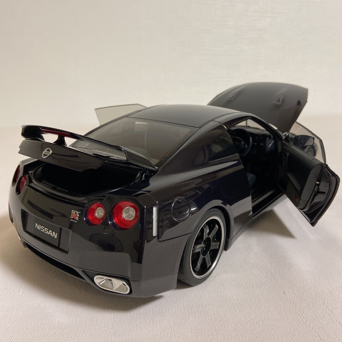 ☆オートアート/AUTOart:1/12 ☆ニッサン GT-R/NISSAN GT-R (R35