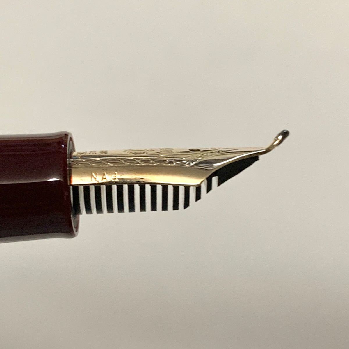 【廃番】セーラー万年筆 長刀研ぎ ふでDEまんねん プロフィット スタンダード 14K マルン