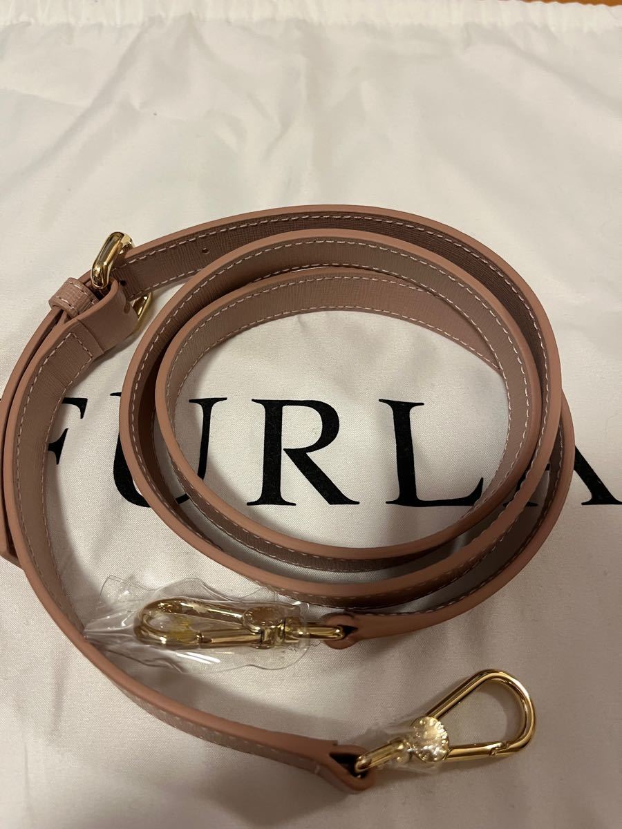FURLA AGATA ピンクベージュ バッグ|PayPayフリマ