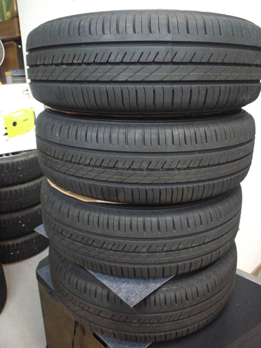 195/65R15 トヨタ純正 エスクァイア後期新車外し 4本セット 5穴