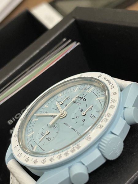 新品 オメガ xスウォッチ 腕時計 ウラヌス 天王星 OMEGA x Swatch