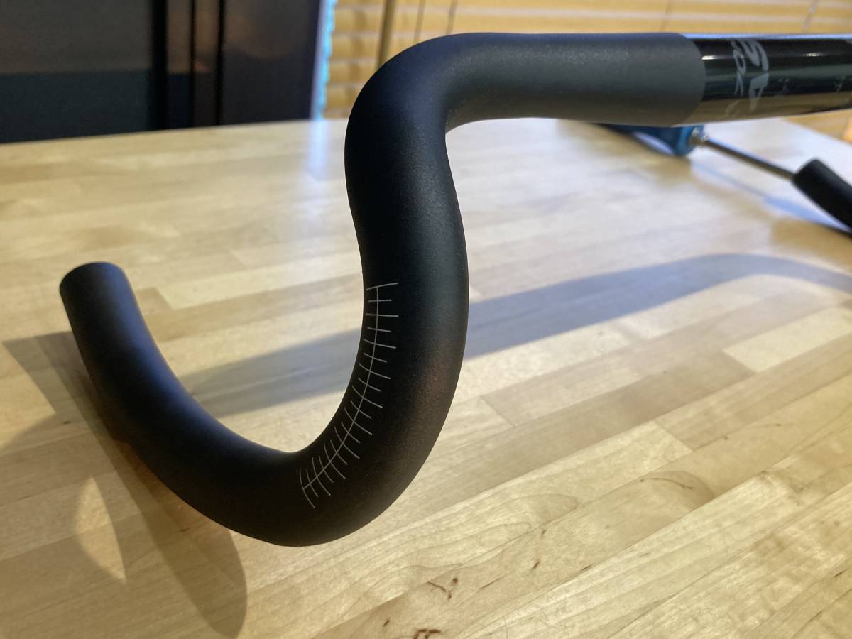 EASTON EA70AX グラベル用 ドロップハンドル