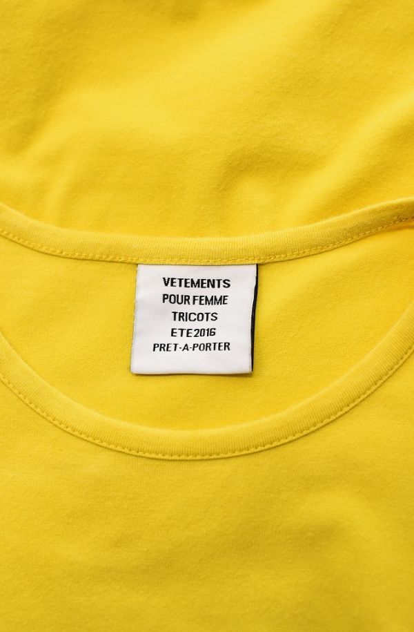 ローラ着 L Vetements SS DHL Logo Tシャツ | escolalf.com.br