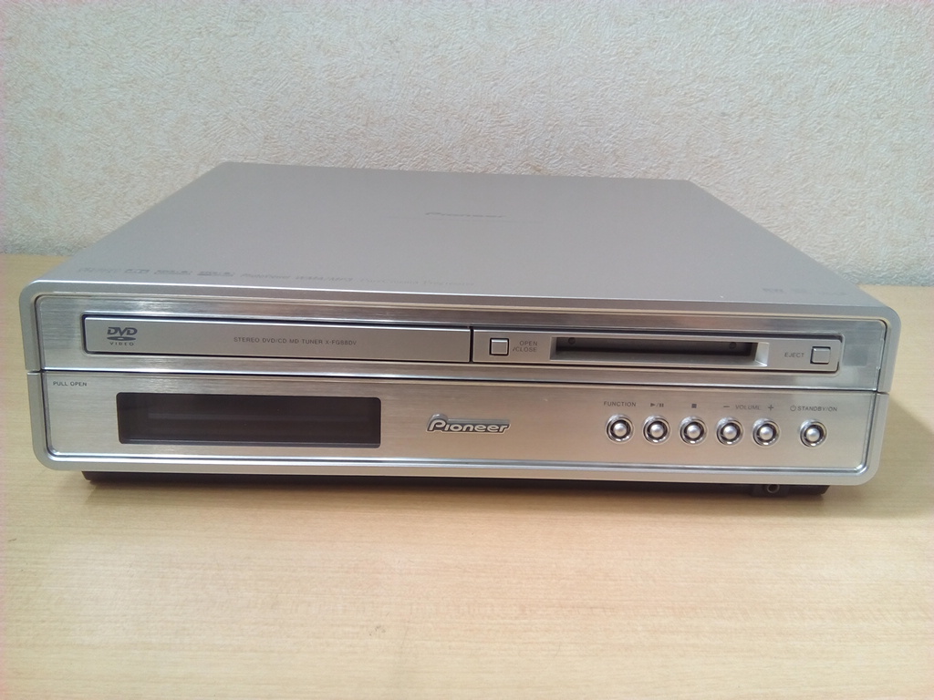 1412 Pioneer CD/DVD/ MD component stereo X-FG88DV junk treatment 