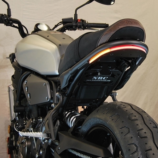 NEW RAGE CYCLES XSR700 fenderless kit +LED turn signal 