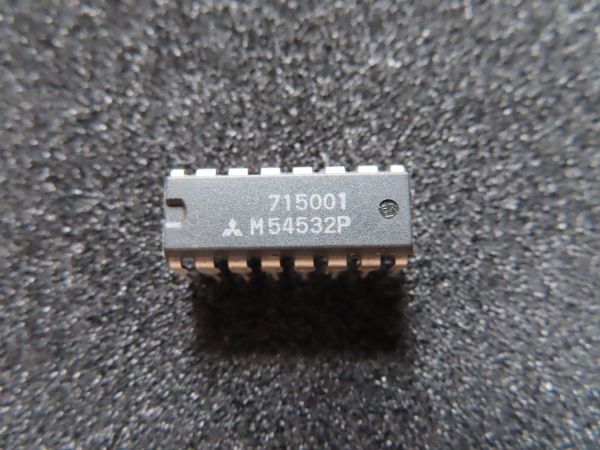 【未使用】三菱 M54532P 4-Unit 1.5A Darlington Transistor Array with Clamp Diode （ULN2064A 互換品）_画像1