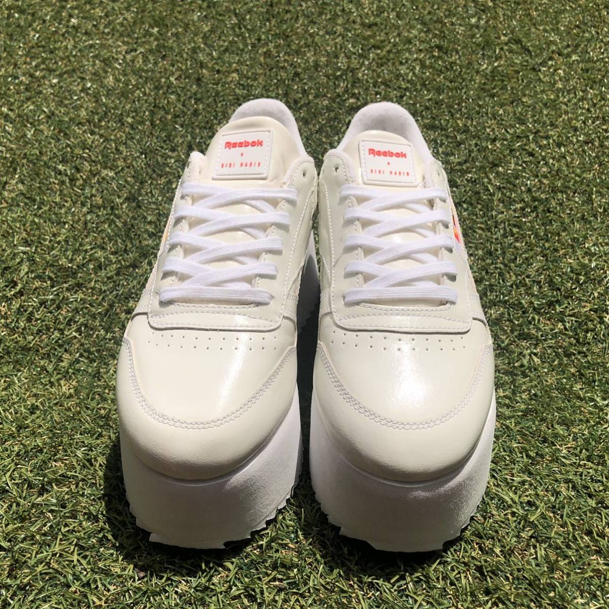 新同25Reebok×GIGI HADID CLASSIC LEATHER TRIPLE PLATFORMリーボック