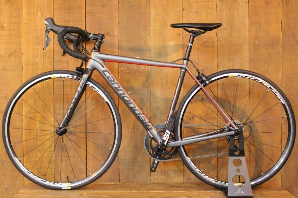 人気カラーの 【値引き有り】CANNONDALE CAAD 105 (キャノンデール