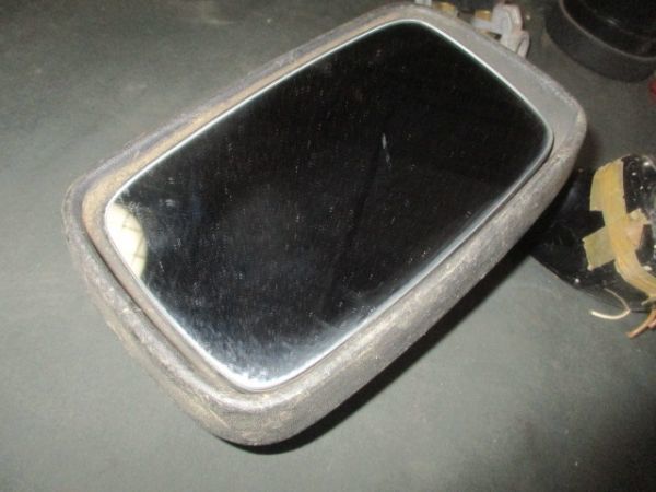 # Porsche 928S4 door mirror left used 92873102305 91173104303 94473102701 92862406700 94473103502 parts taking equipped Wing mirror lens #