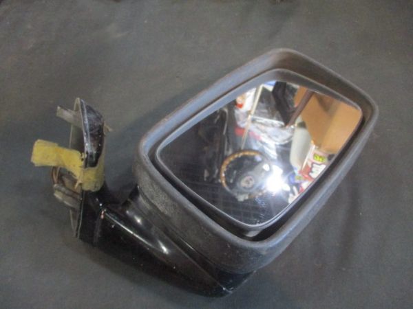 # Porsche 928S4 door mirror left used 92873102305 91173104303 94473102701 92862406700 94473103502 parts taking equipped Wing mirror lens #