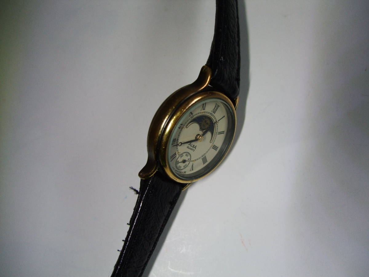 ☆SEIKO - ALBA☆ムーンフェイズ / レディース クォーツ腕時計 ☆SEIKO - ALBA☆ムーンフェイズ / レディース クォーツ腕時計