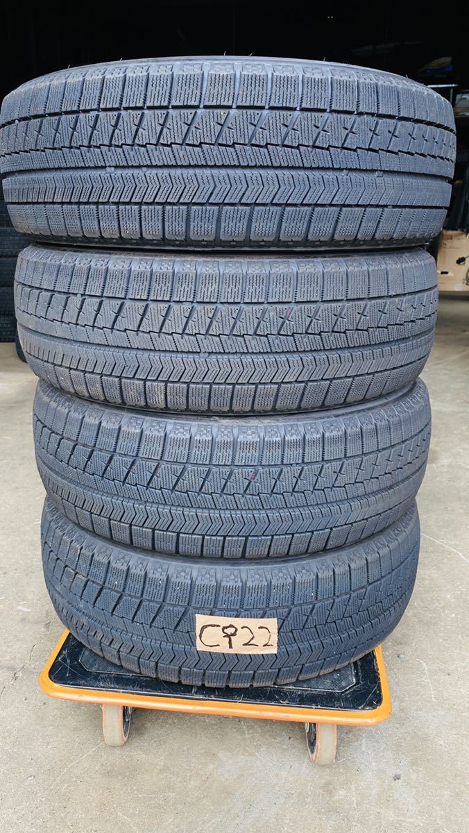 全国送料無料 C922 BRIDGESTONE 185/60r15 84Q 中古 スタッドレスタイヤ 4本セット_画像1