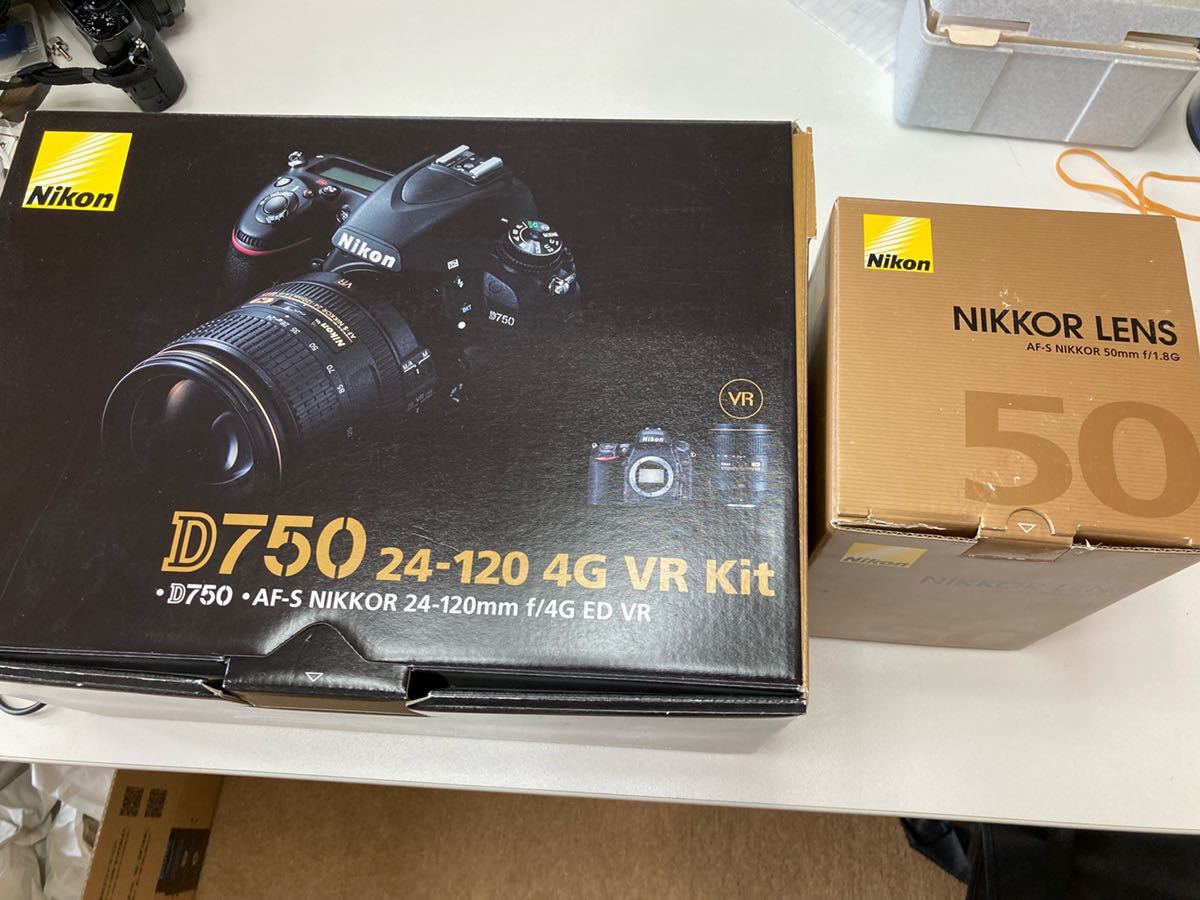 超美品 Nikon D750 AF-S 24-120mmF4G VR ED + AF-S 50mm F1.8 予備BTの