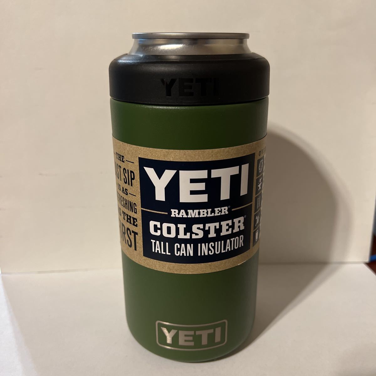 YETI イエティ ランブラー 16オンス　トール缶ホルダー　タンブラー　マイボトル アウトドア　キャンプ用品　ハイランドオリーブ　グリーン