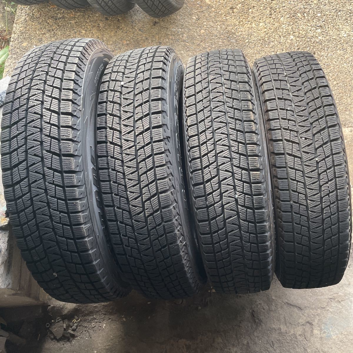 バリ山ブリヂストン175/80R16 DUELER H/T 2022年製ジムニー 安い