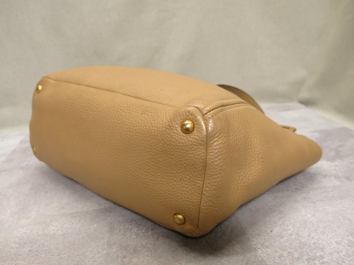 ○超美品○PRADA プラダ○カーフ レザー 本革○トート バッグ
