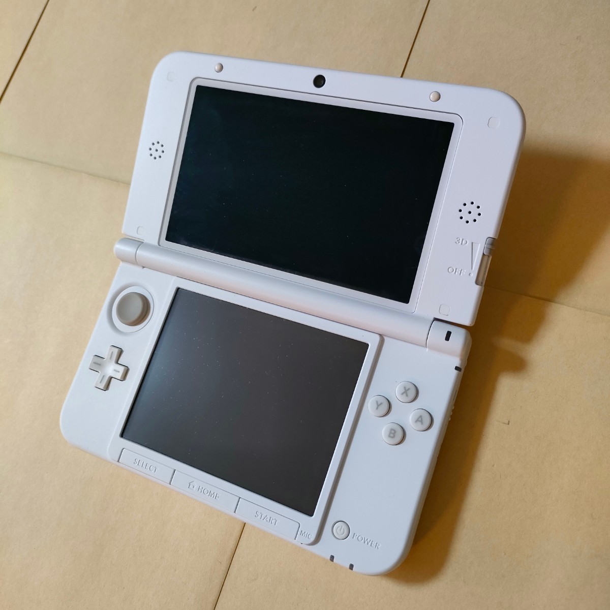 箱付 美品 ニンテンドー3DS LL 本体 ディズニー ライフ限定パック携帯 