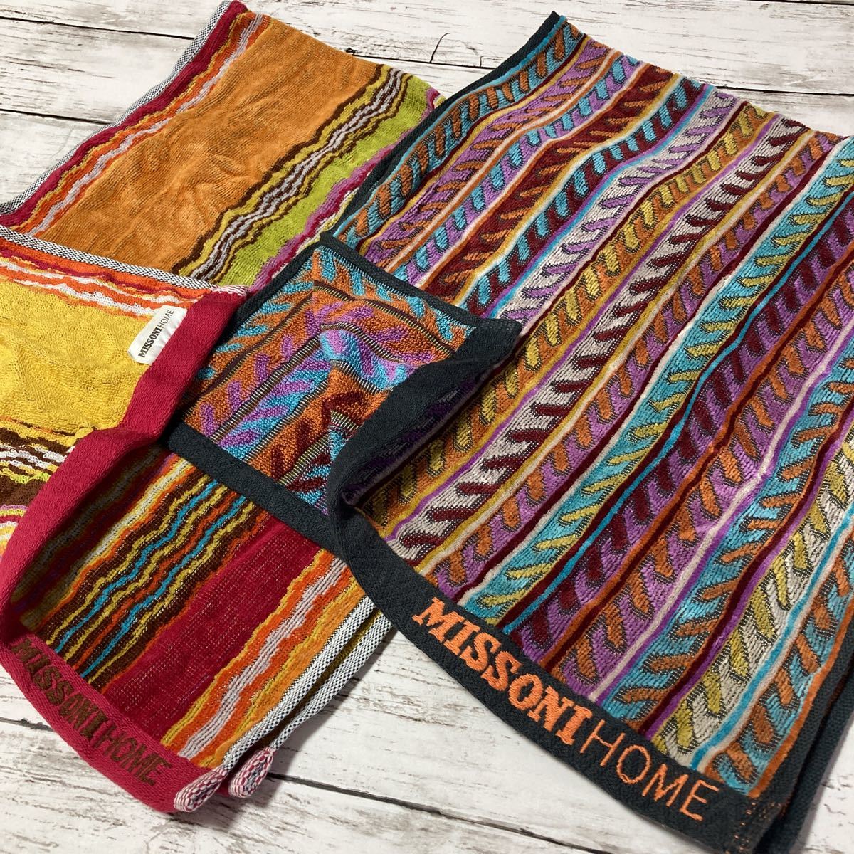 ミッソーニ　MISSONI フェイスタオル