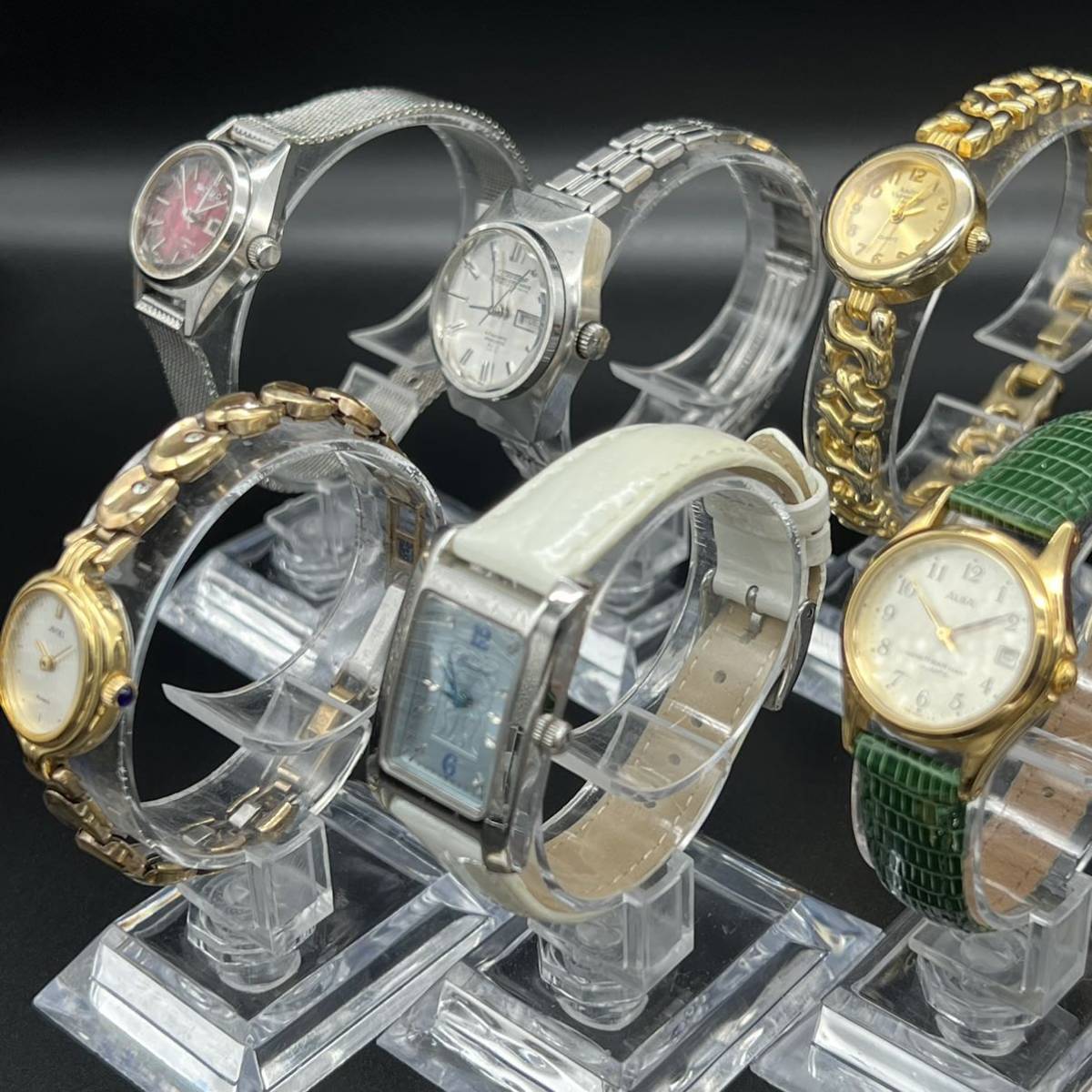 ジャンク まとめて18点 クオーツ 腕時SEIKO CITIZEN ALBA レディース腕時計 メンズ腕時計 電池切れ 本体のみ メーカー不明 稼働品3点 
