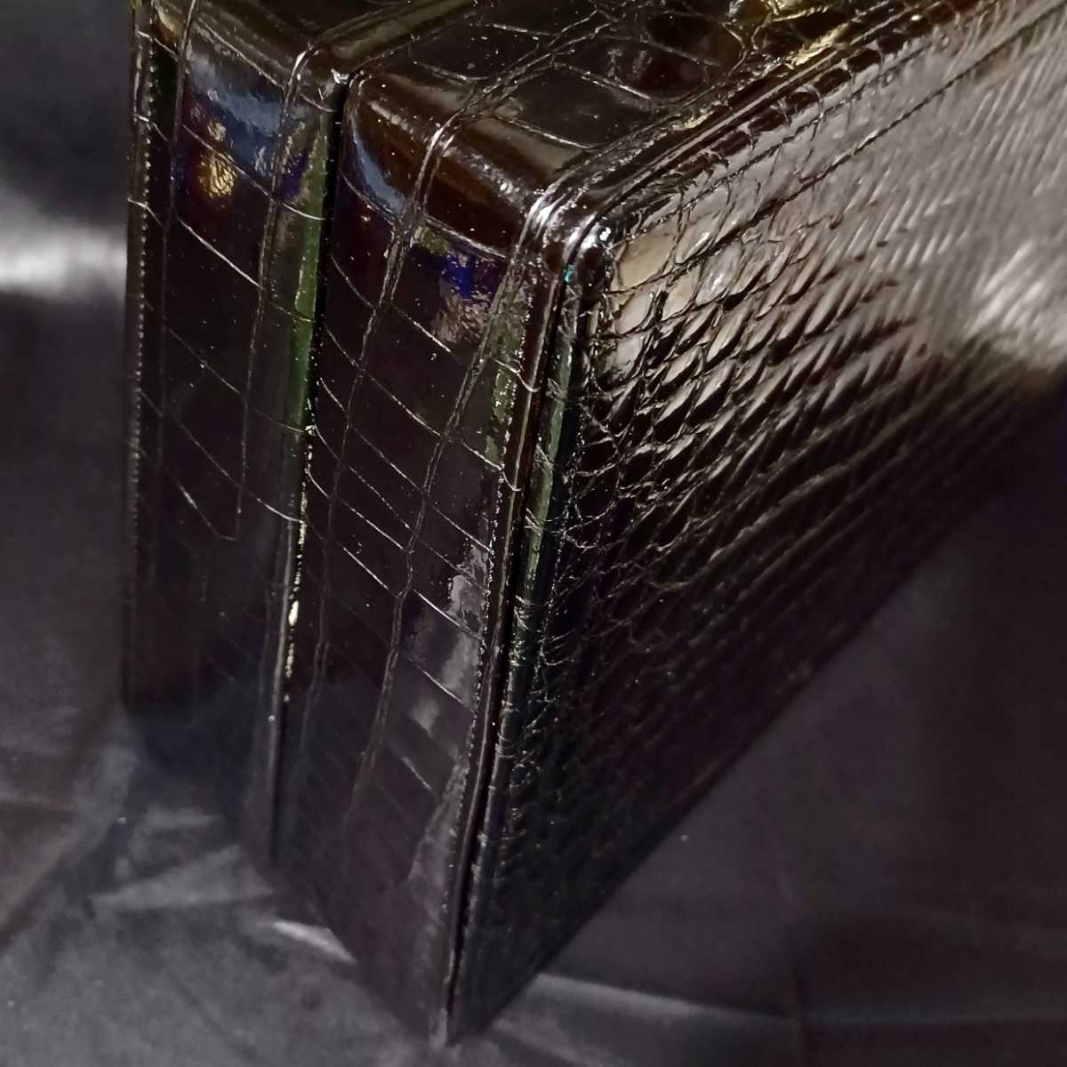 楽天最安値に挑戦】 ヴァレンティノ 美品・希少✨バリー クロコ型押し