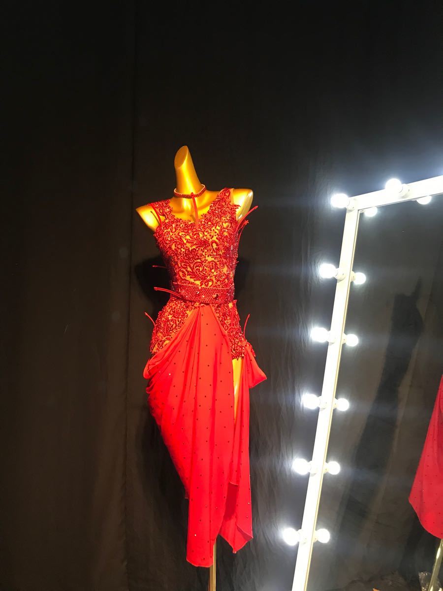 社交ダンス衣装 ラテン衣装 豪華 ラテンドレス 競技ドレス 赤 ダンス