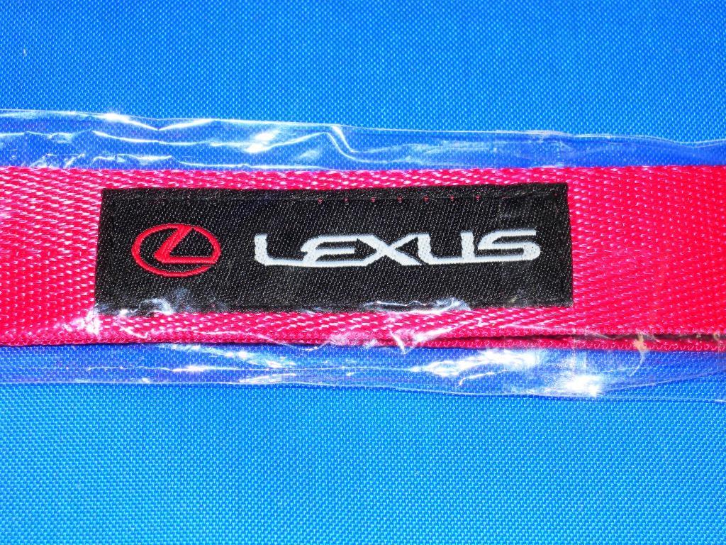 LEXUS ロゴ の キーホルダー ハンドストラップ 鮮やかな赤 レクサス CT IS GS ES LS RX NX UX LBX RC LC に最適　手渡しは送料無料です。_画像4