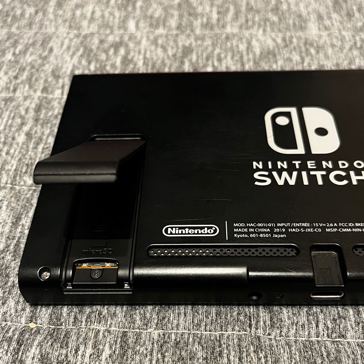 Nintendo Switch 新型 バッテリー拡張モデル 本体のみ 2019年製 Nintendo Switch 新型 バッテリー拡張モデル 本体のみ 2019年製