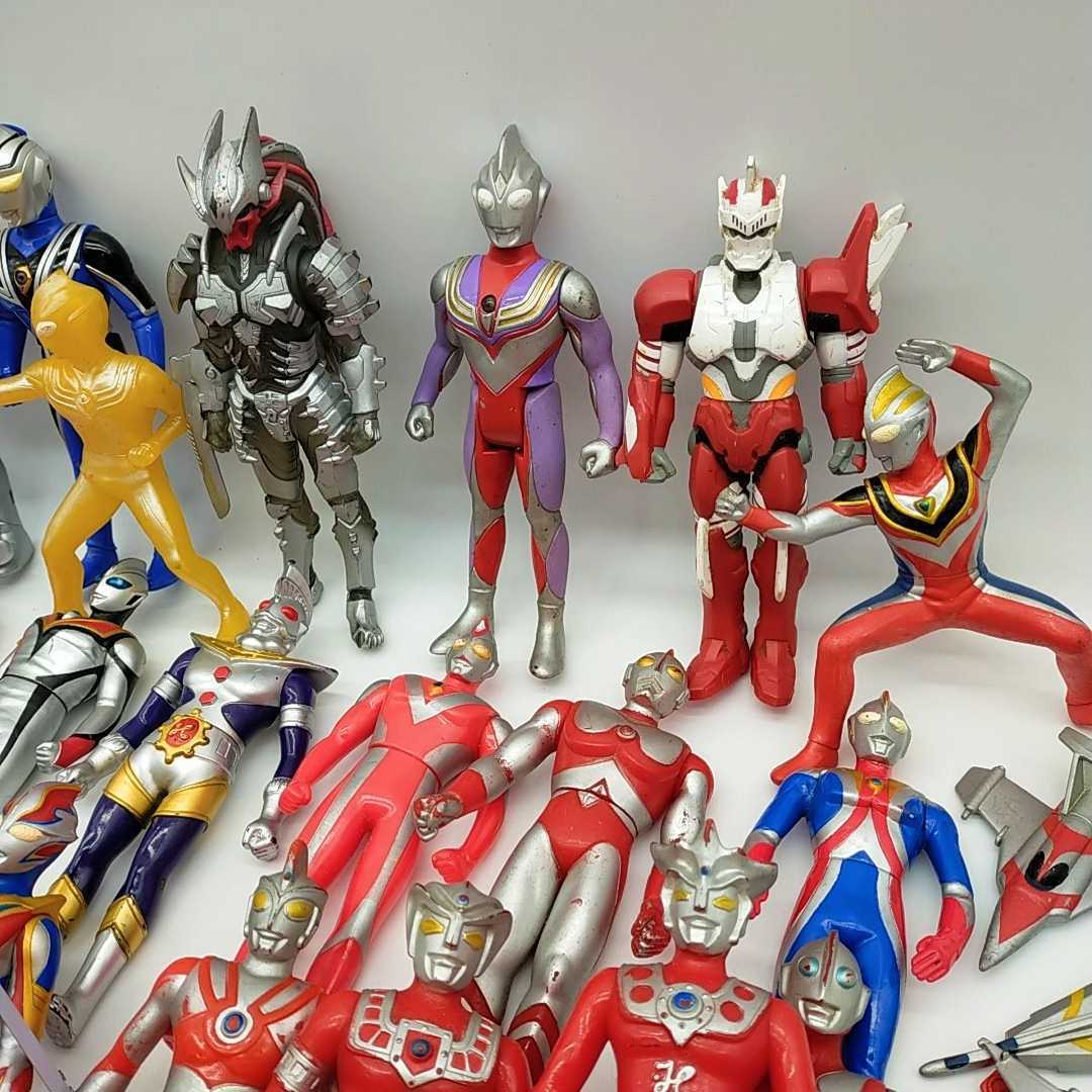 ウルトラマン ソフビ人形 怪獣21体まとめ売り www.tquila.cl