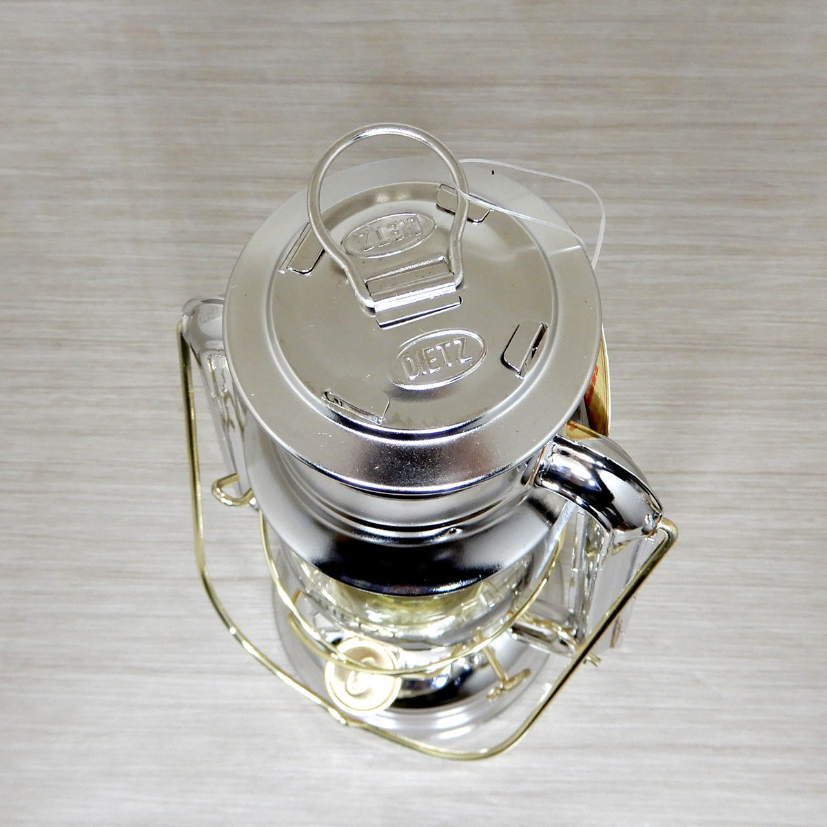 替芯付【送料無料】新品 Dietz #76 Original Oil Lantern - Nickel & Brass Trim【日本未発売】◇デイツ ニッケル 真鍮 ハリケーンランタン_画像9