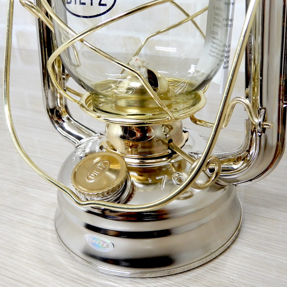 替芯付【送料無料】新品 Dietz #76 Original Oil Lantern - Nickel & Brass Trim【日本未発売】◇デイツ ニッケル 真鍮 ハリケーンランタン_画像7