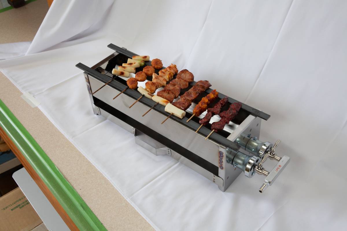 14999円 やきとり 業務用厨房 BBQ 送料無料 業務用 網焼物器 プロパンガス焼鳥機器 ステンレスボディ 串焼き 牛豚鶏 模擬店 道の駅 LPGガス