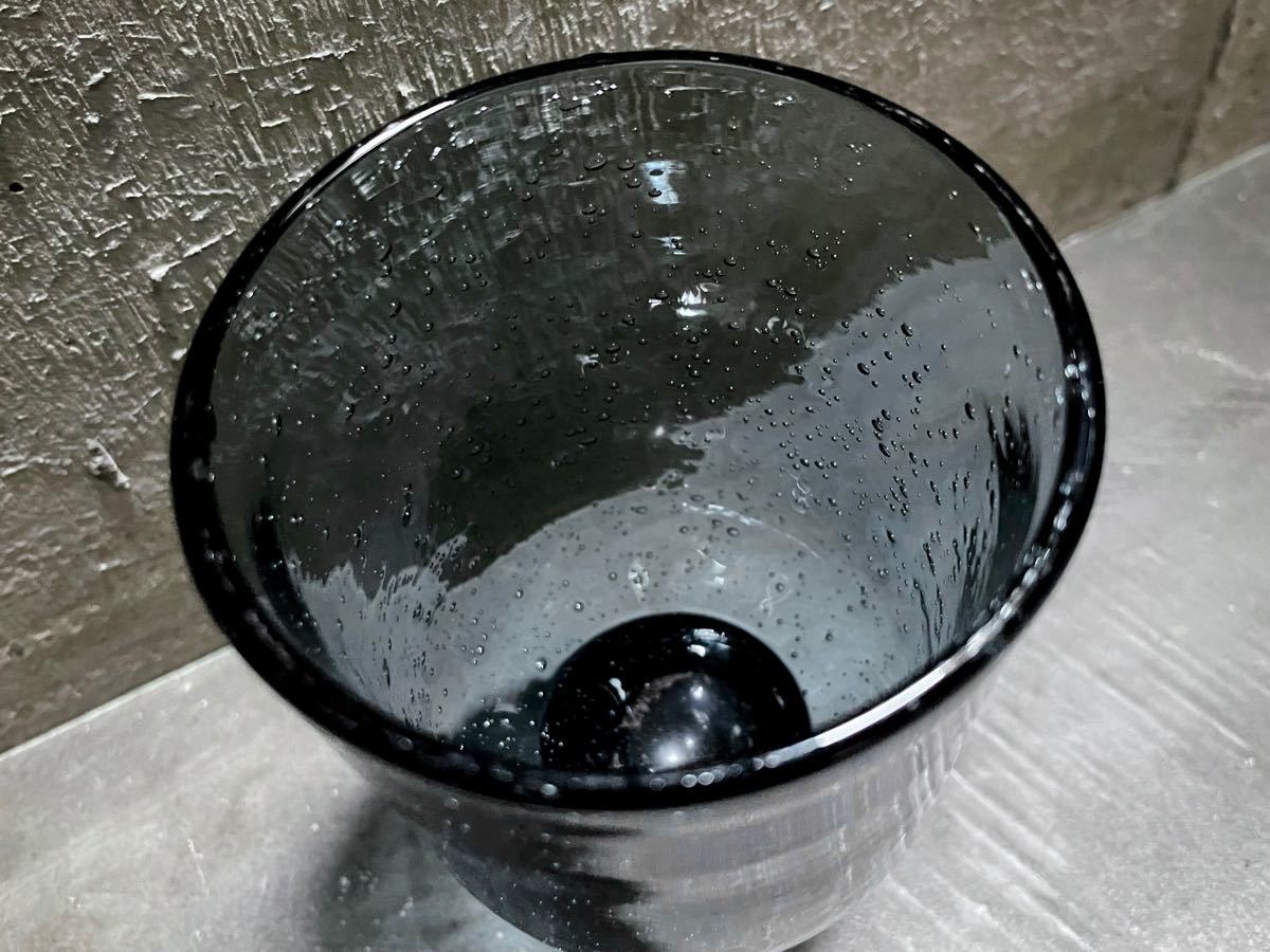 ●スウェーデンBariガラス製グラスピルスナーゴブレットブルーグレーブラックワインテーブルドリンクコップ食器脚付き水滴気泡柄●
