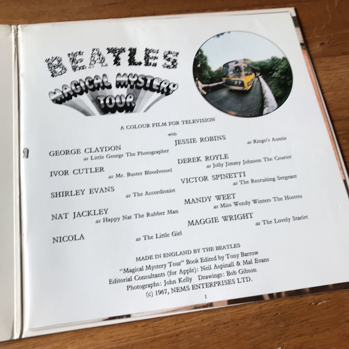 THE BEATLES Beatles magical mystery Tour record Magical MYSTERY TOUR America record us record 