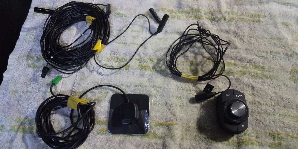 カロッツェリア サイバーナビ AVIC-CW901 フルセグ DVD CD SD HDMI