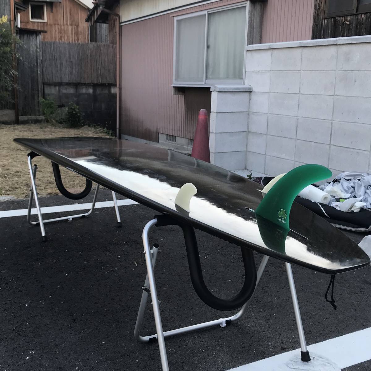Yahoo!オークション - 中古美品ロングボード フルカーボン製 Yahoo!オークション - 中古美品ロングボード フルカーボン製