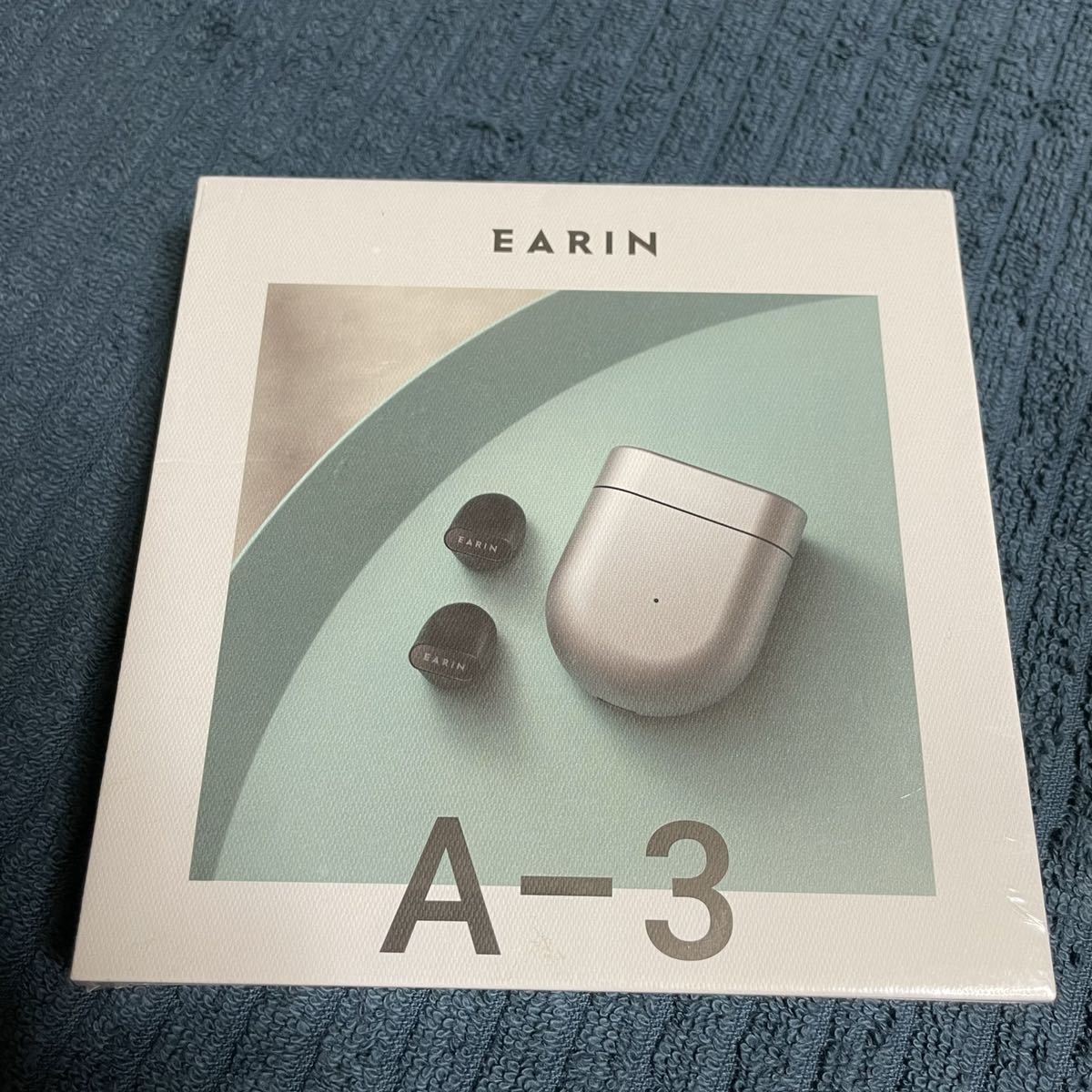 セール新品 EARIN A-3 silver 新品未開封 イヤフォン