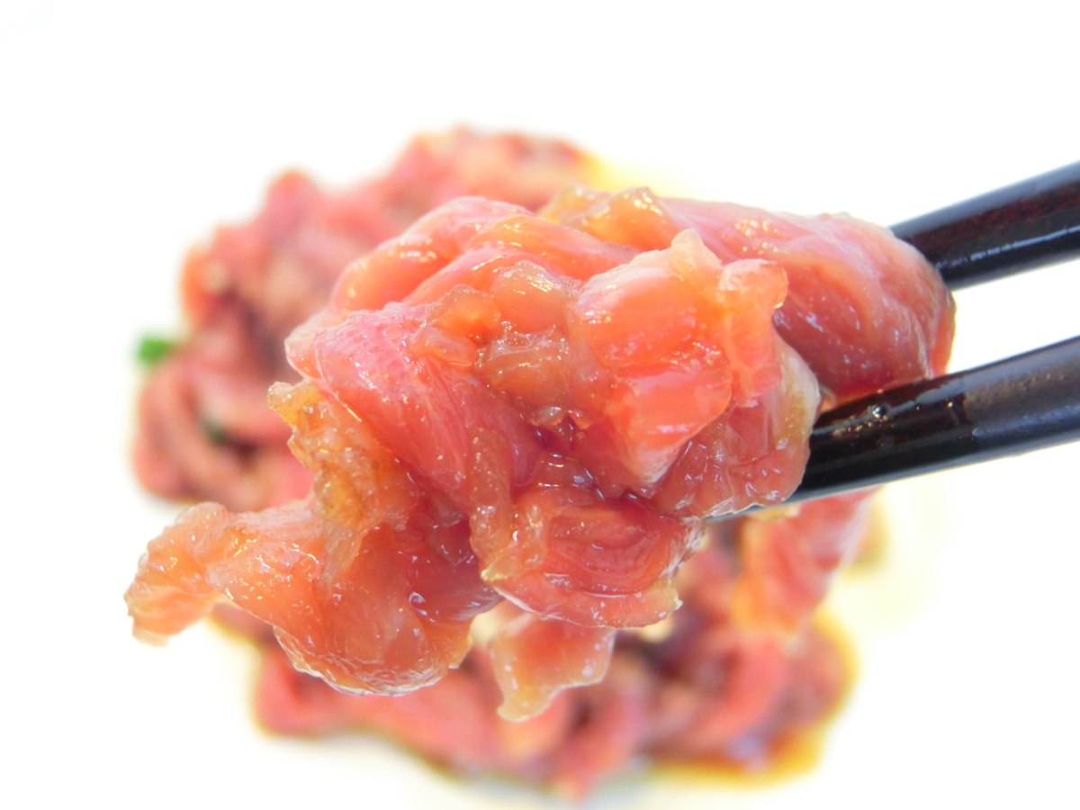 1584円 最大44%OFFクーポン グルメ ギフト 国産 桜ユッケ 馬肉 6パック X 約50g 計約300g 熊本 馬刺 送料無料 お取り寄せ 得々セール 1584円 最大44%OFFクーポン グルメ ギフト 国産 桜ユッケ 馬肉 6パック X 約50g 計約300g 熊本 馬刺 送料無料 お取り寄せ 得々セール