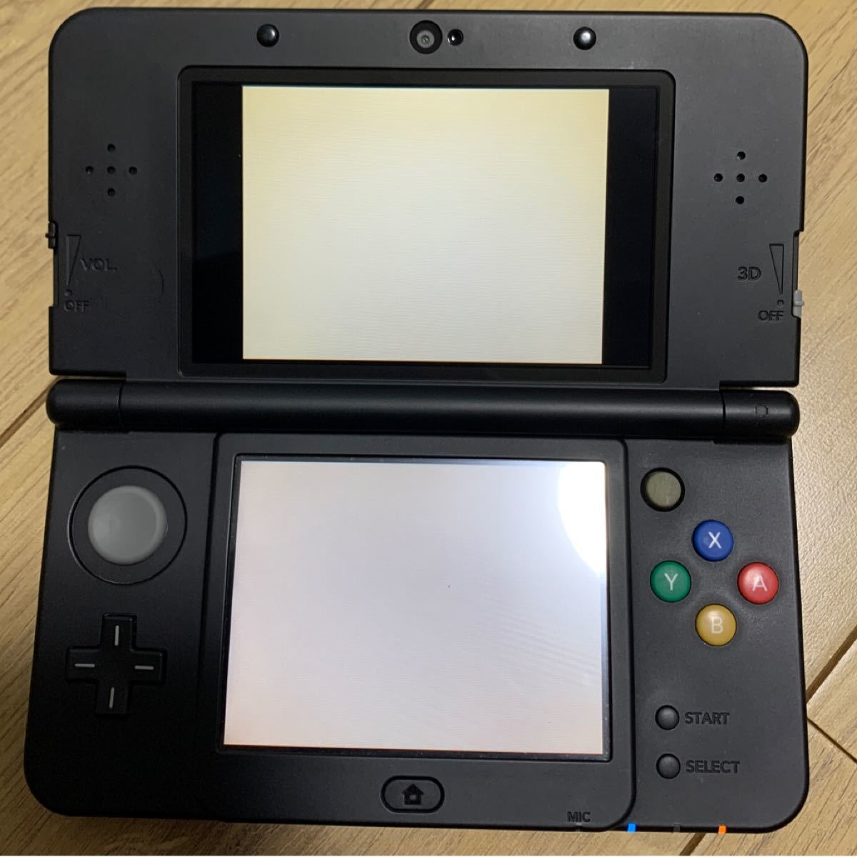 NEWニンテンドー3DS 黒