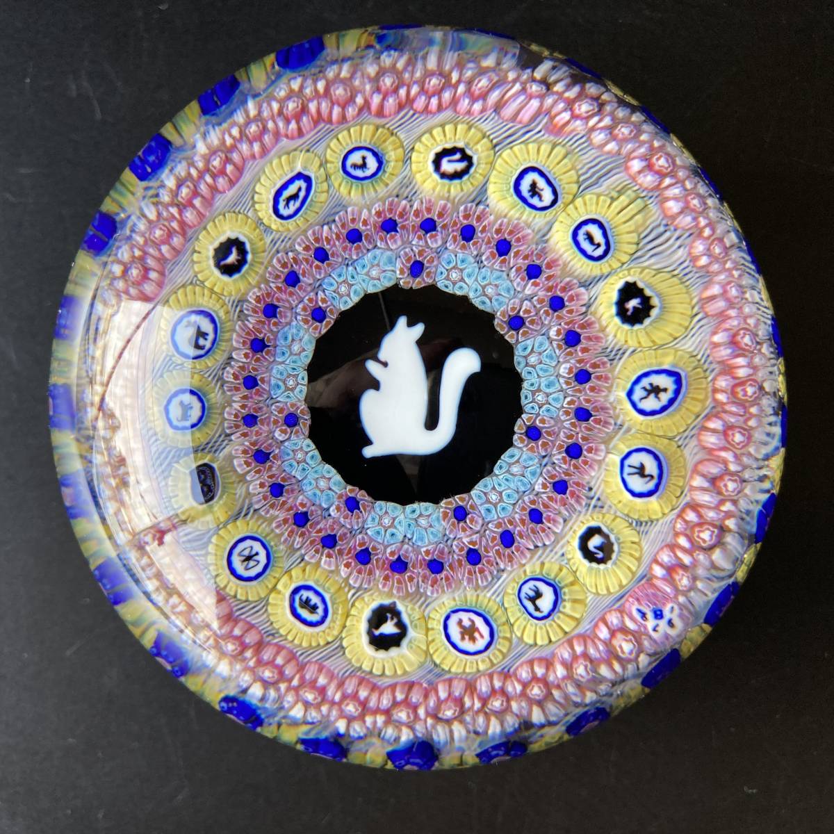 楽天 【限定】バカラ　Baccarat　フラワー　ドーム型　リス　ミルフィオリ　ペーパーウェイト　1972年　オーナメント　千の花　置物　文鎮 クリスタルガラス