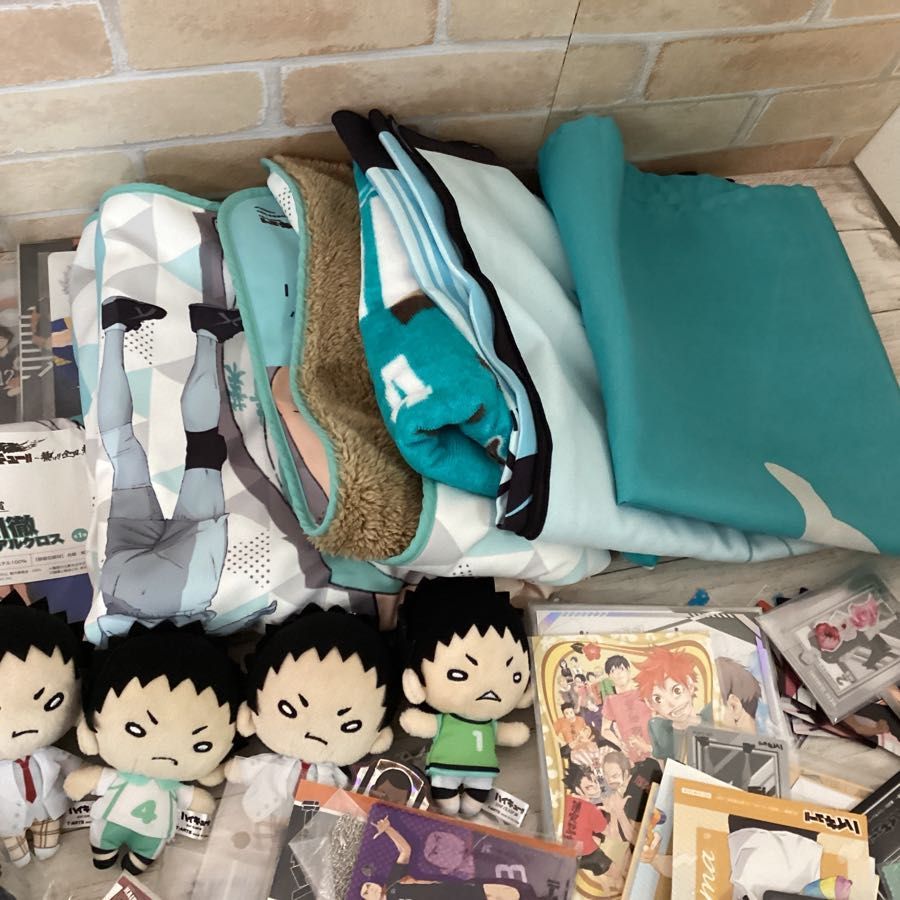 現状】 ハイキュー!! 缶バッジ クリアファイル ぬいぐるみ アクリル
