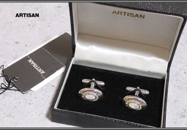 【今日の超目玉】 アルチザン 未使用 メン MEN 定価3.6万円/ARTISAN 銀 カフスボタン 白蝶貝 シルバー925 最高級 その他 【今日の超目玉】 アルチザン 未使用 メン MEN 定価3.6万円/ARTISAN 銀 カフスボタン 白蝶貝 シルバー925 最高級 その他
